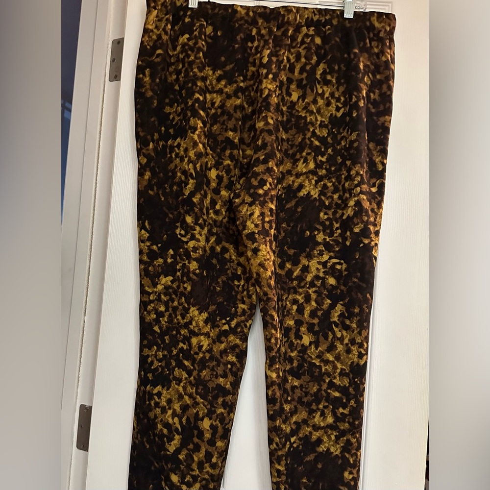 Printed joggers